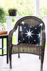 How to stencil a Retro Star Large pillow with Funky Junk's Old Sign Stencils.